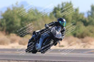 media/Nov-06-2022-SoCal Trackdays (Sun) [[208d2ccc26]]/Turn 7 Set 1 (1050am)/